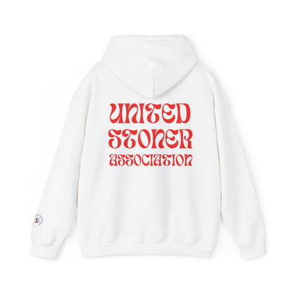 Sudadera con capucha unisex Heavy Blend™ con letra roja de EE. UU.